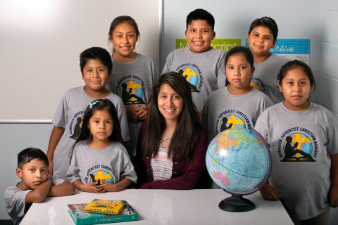 Riverview School students with their teacher, Vanessa Aguilar | PC: Joshua Perdoza